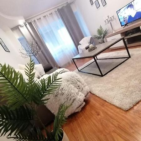 Masaryss Apartament 图尔恰 外观 照片
